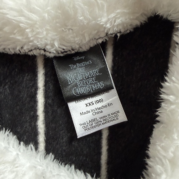 DISNEY The Nightmare Before Christmas Jack Skellington Pinstripe Jumpsuit NWT - Picture 4 of 5